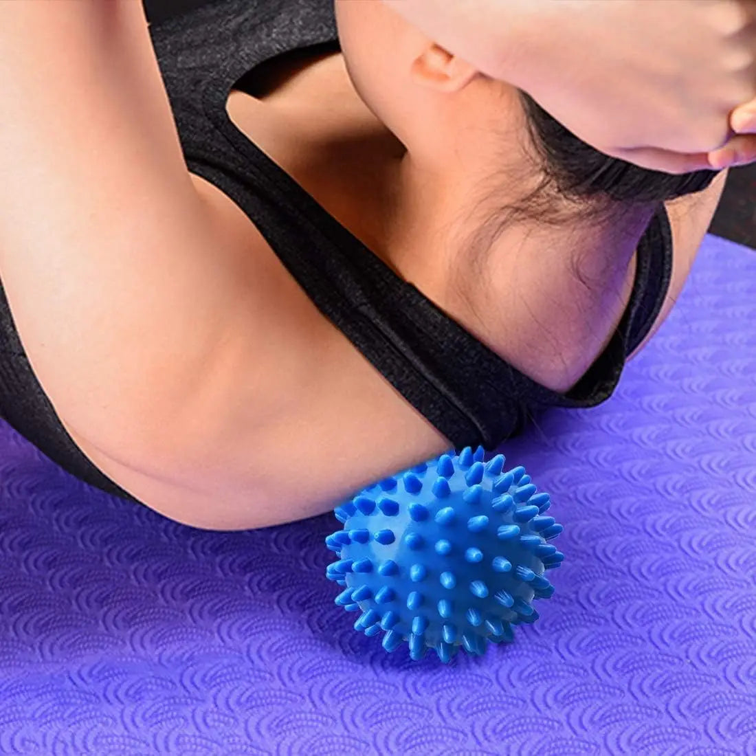 Spiky Foot Massage Ball – Deep Tissue Roller for Plantar Fasciitis & Reflexology